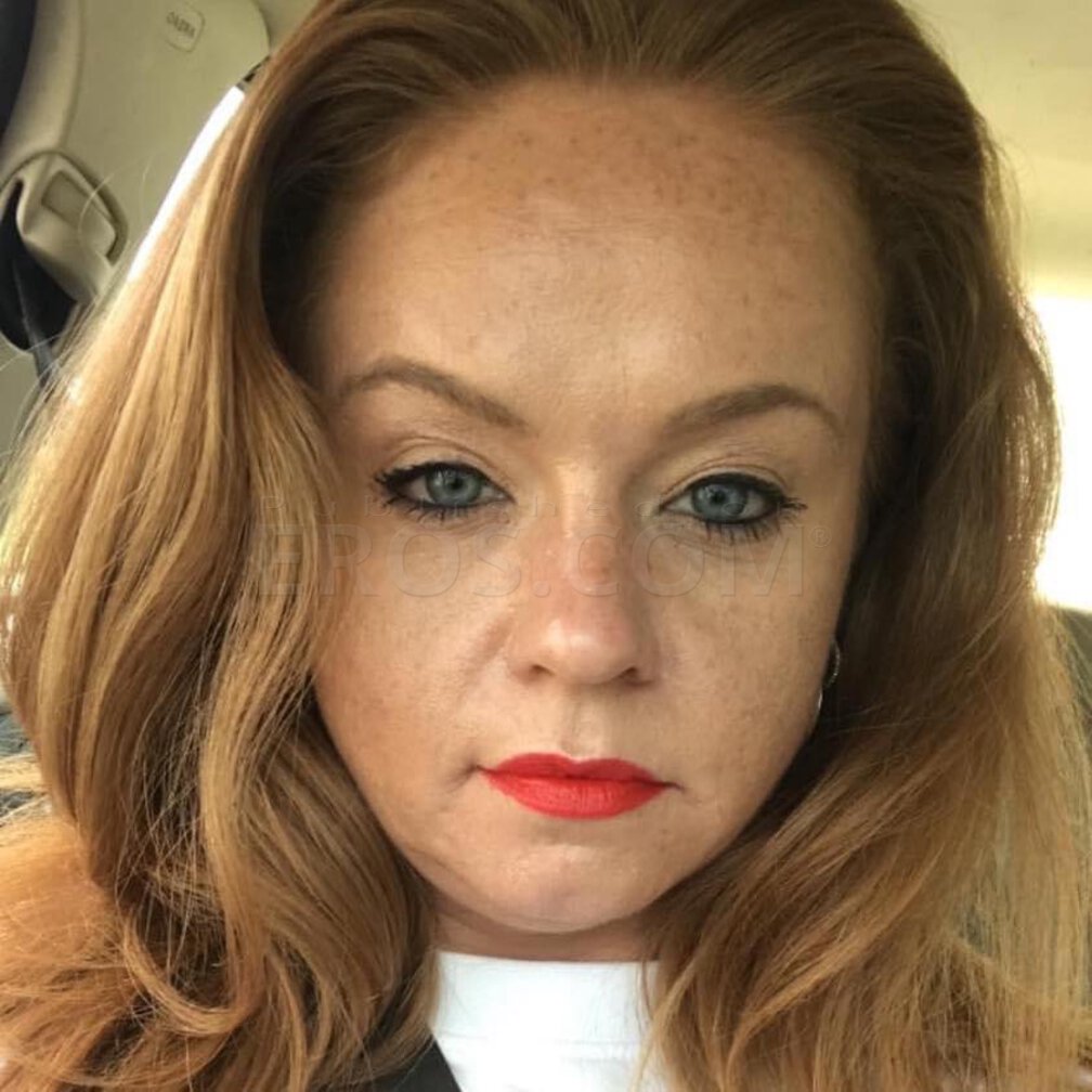 Honey Pornstar escort in Carolinas - Dating Pornstar