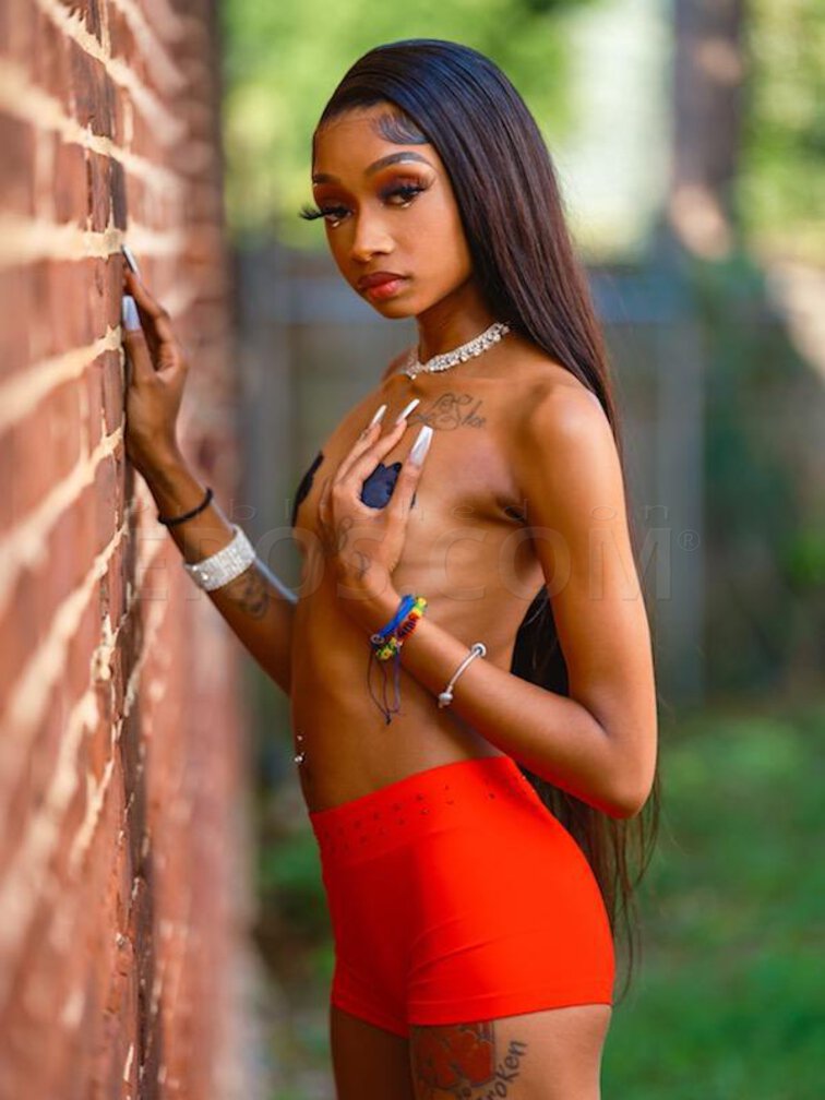 Irina Fox, photo 4 of 8