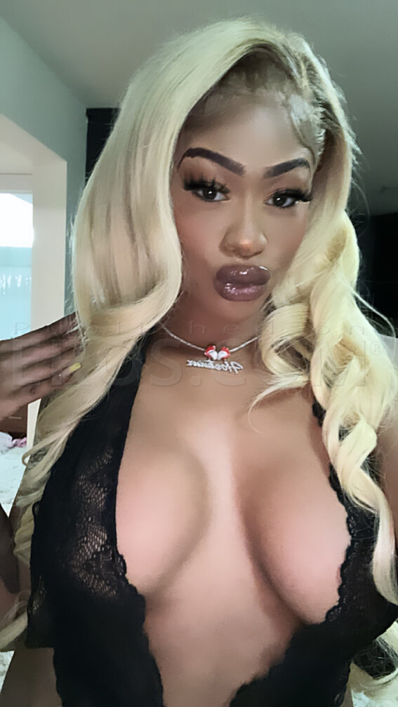 Bri Starr, photo 2 of 4