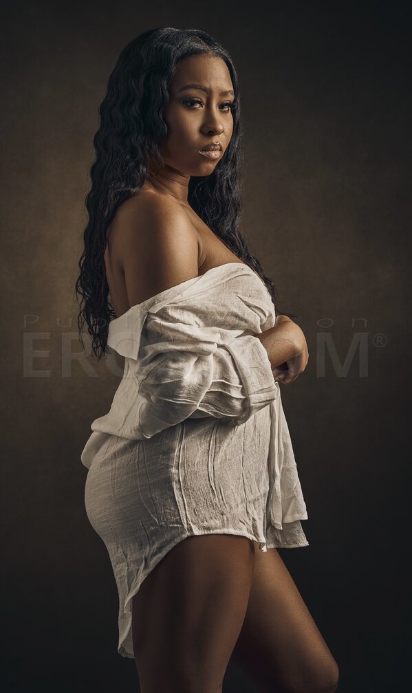 Mariah Sweets, photo 5 of 6