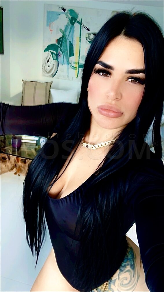 Mia