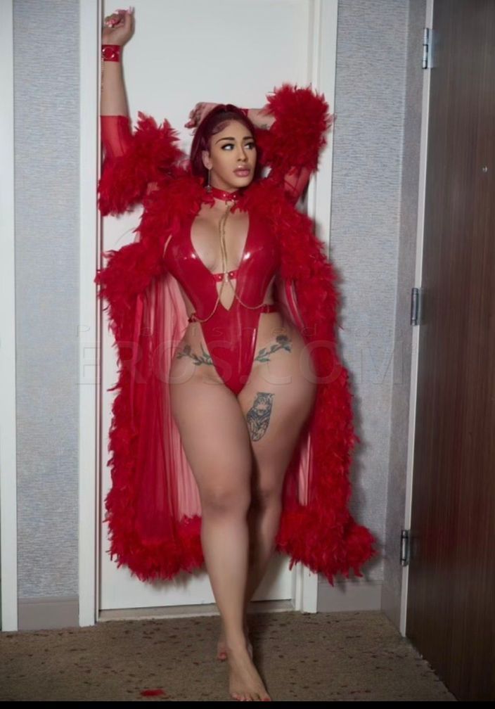 Nona Malone, photo 4 of 4