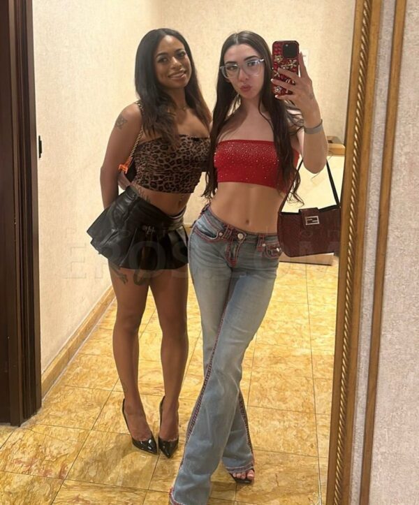Ava Valentina and Cici