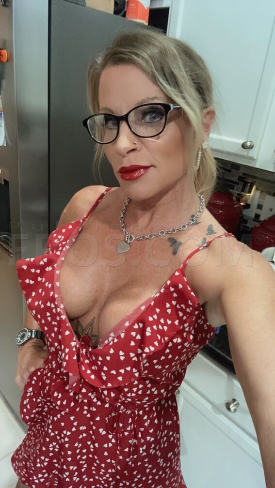 Kristi Kream, photo 5 of 20